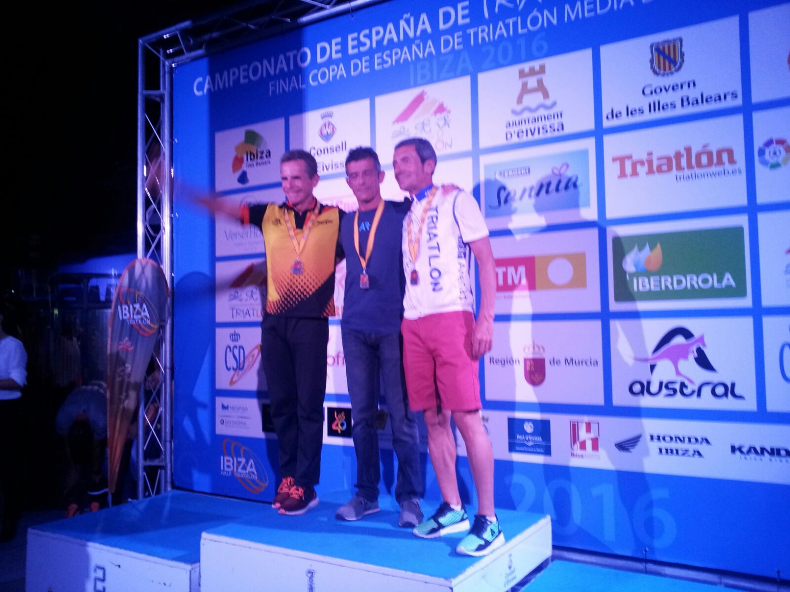 La SDR Arenas Triatlón, en el Campeonato de España de Triatlón de larga distancia y el Half Triatlón de Ibiza